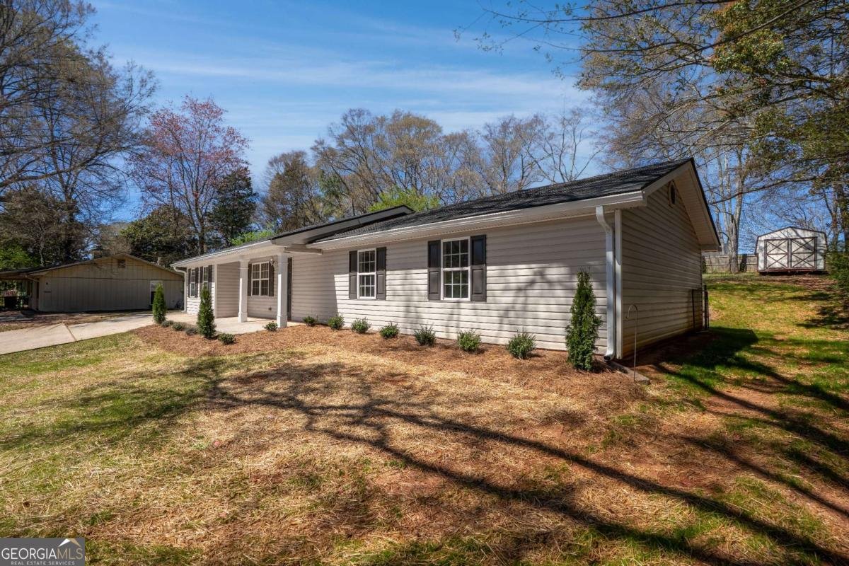 6014 Mitchell Street Flowery Branch - 12