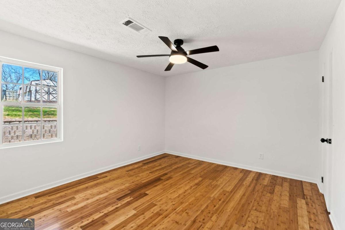 6014 Mitchell Street Flowery Branch - 40