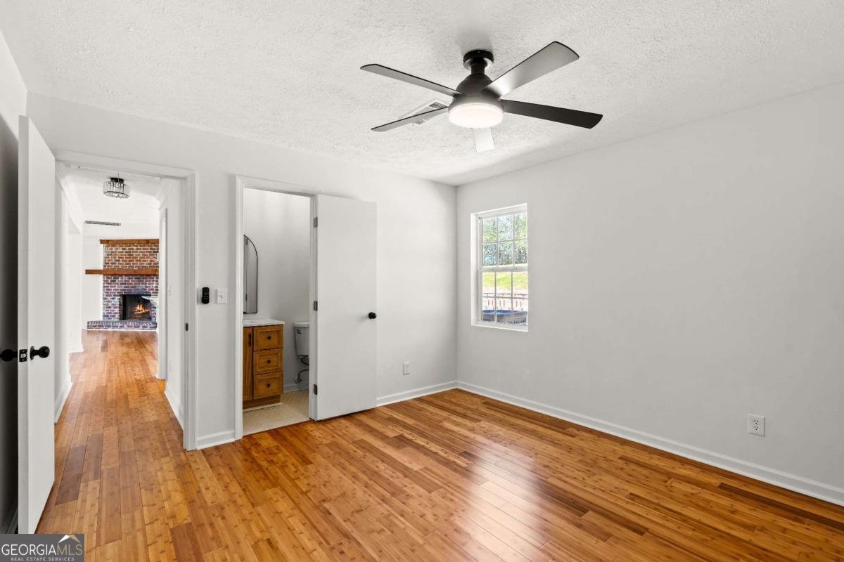 6014 Mitchell Street Flowery Branch - 41