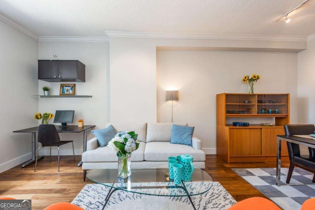 1101 Juniper Street Atlanta - 11