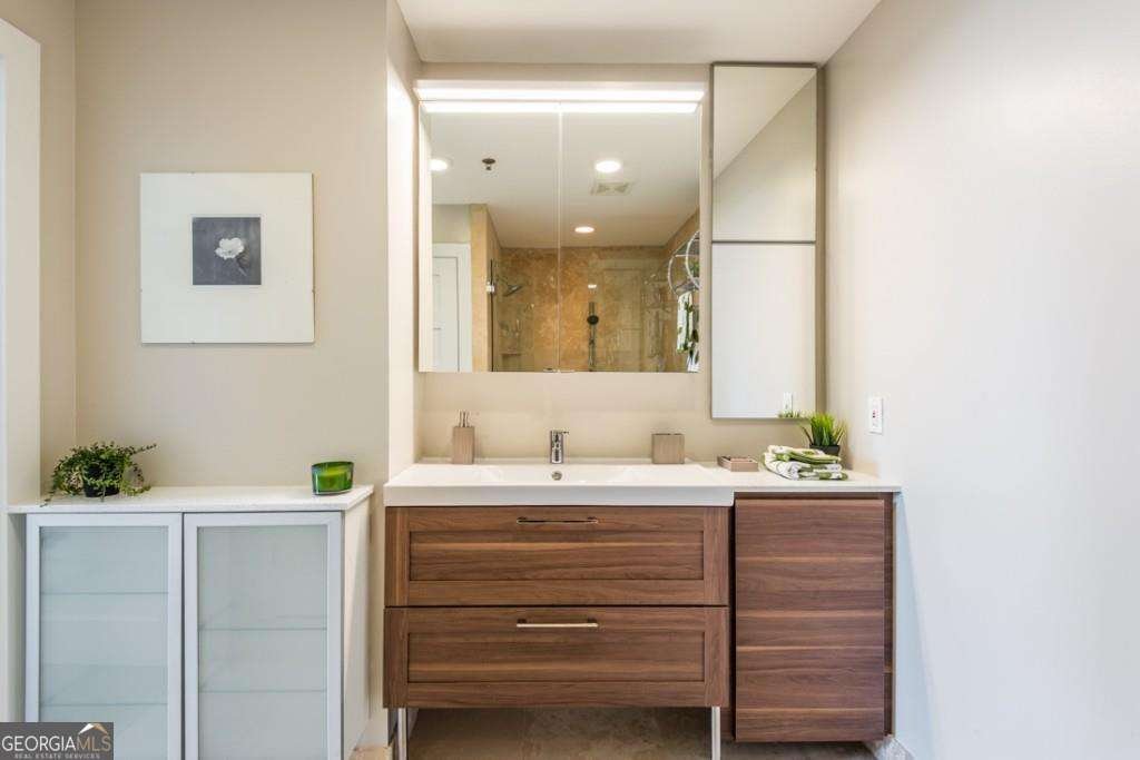 1101 Juniper Street Atlanta - 18