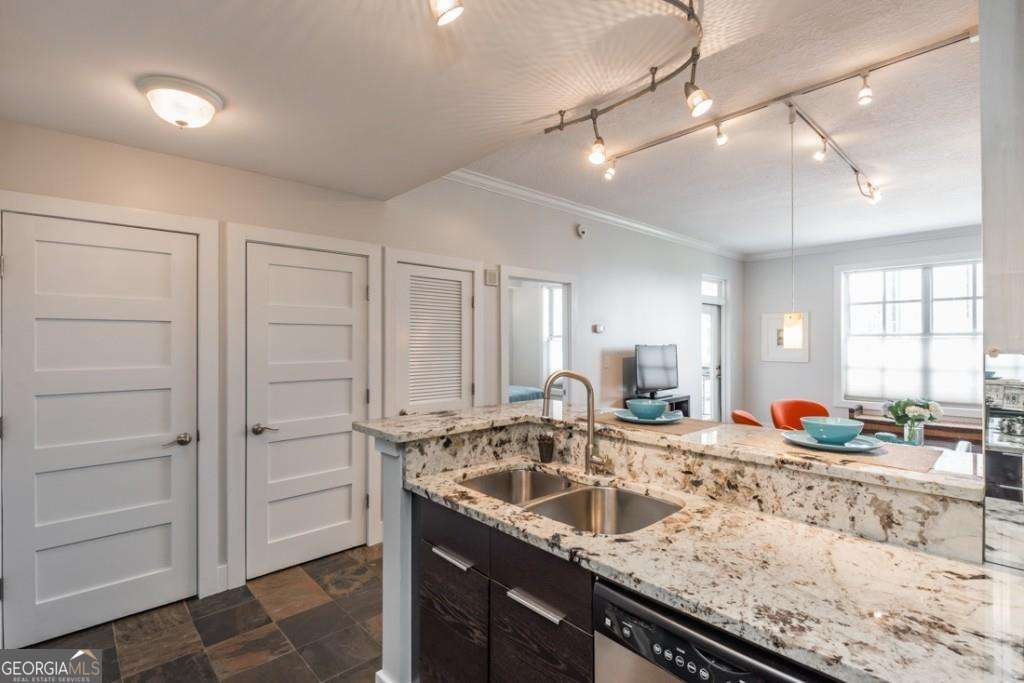1101 Juniper Street Atlanta - 3