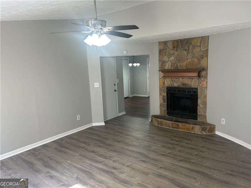 2039 Corners Circle Lithonia - 2