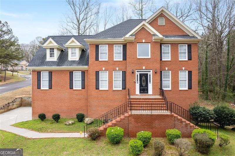 1811 Lake Cove Drive Atlanta - 1