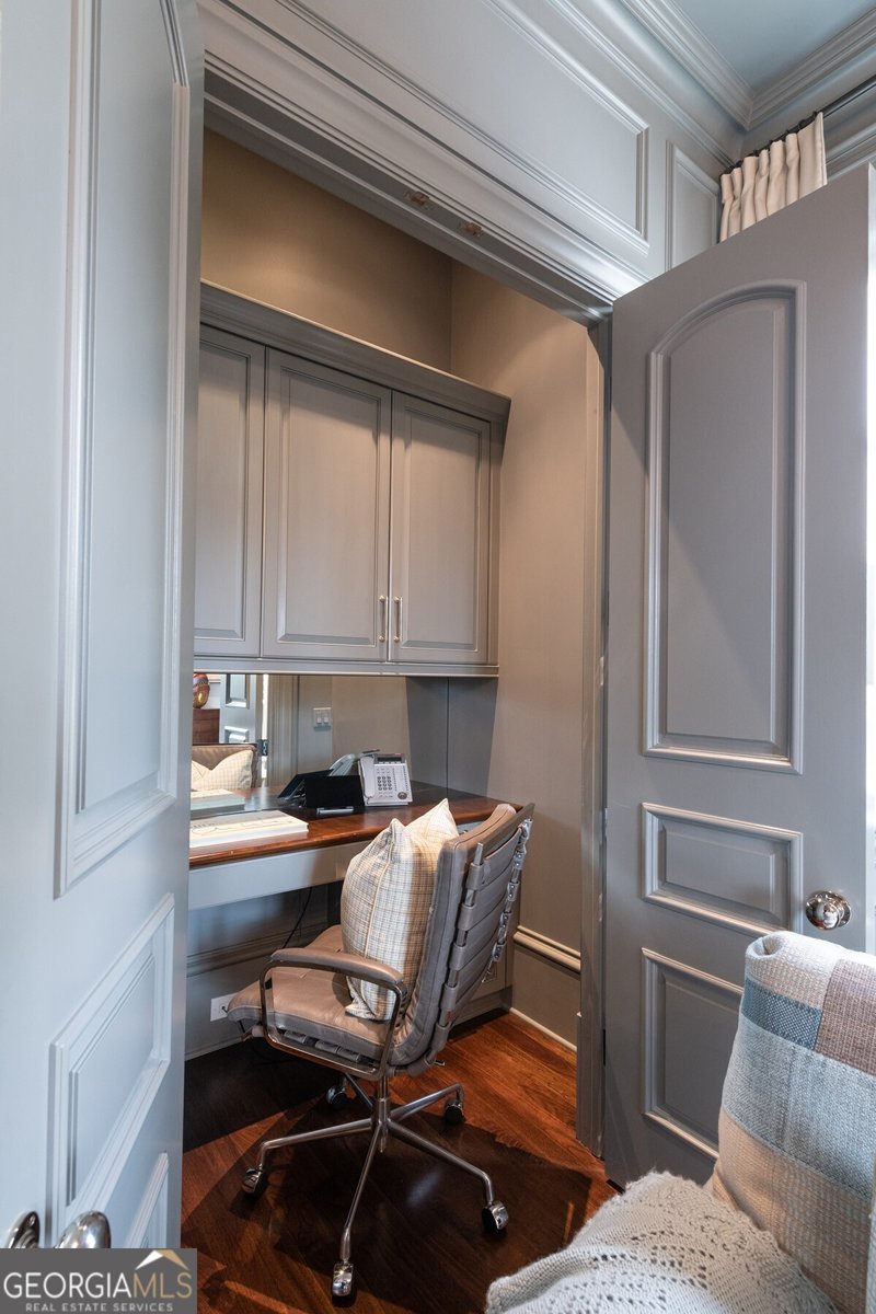 2440 Peachtree Road Atlanta - 22