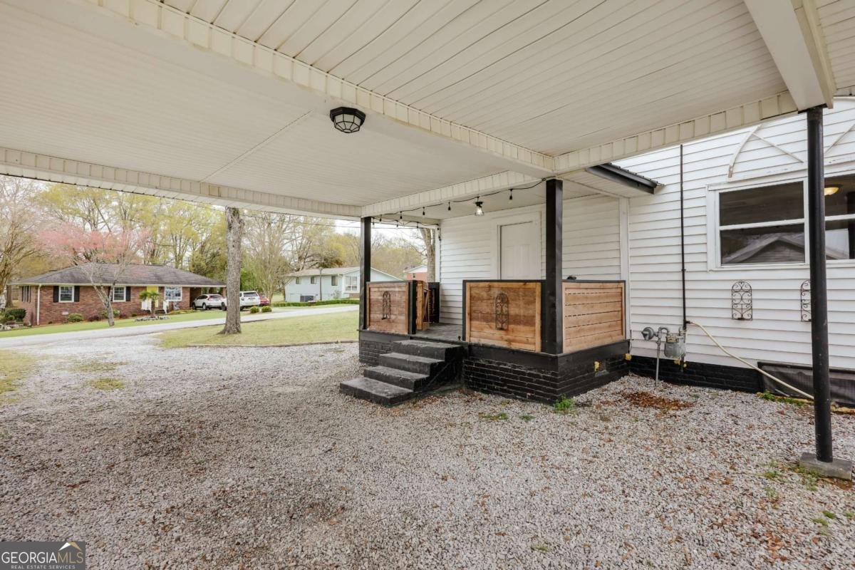229 Harmony Street Commerce - 23