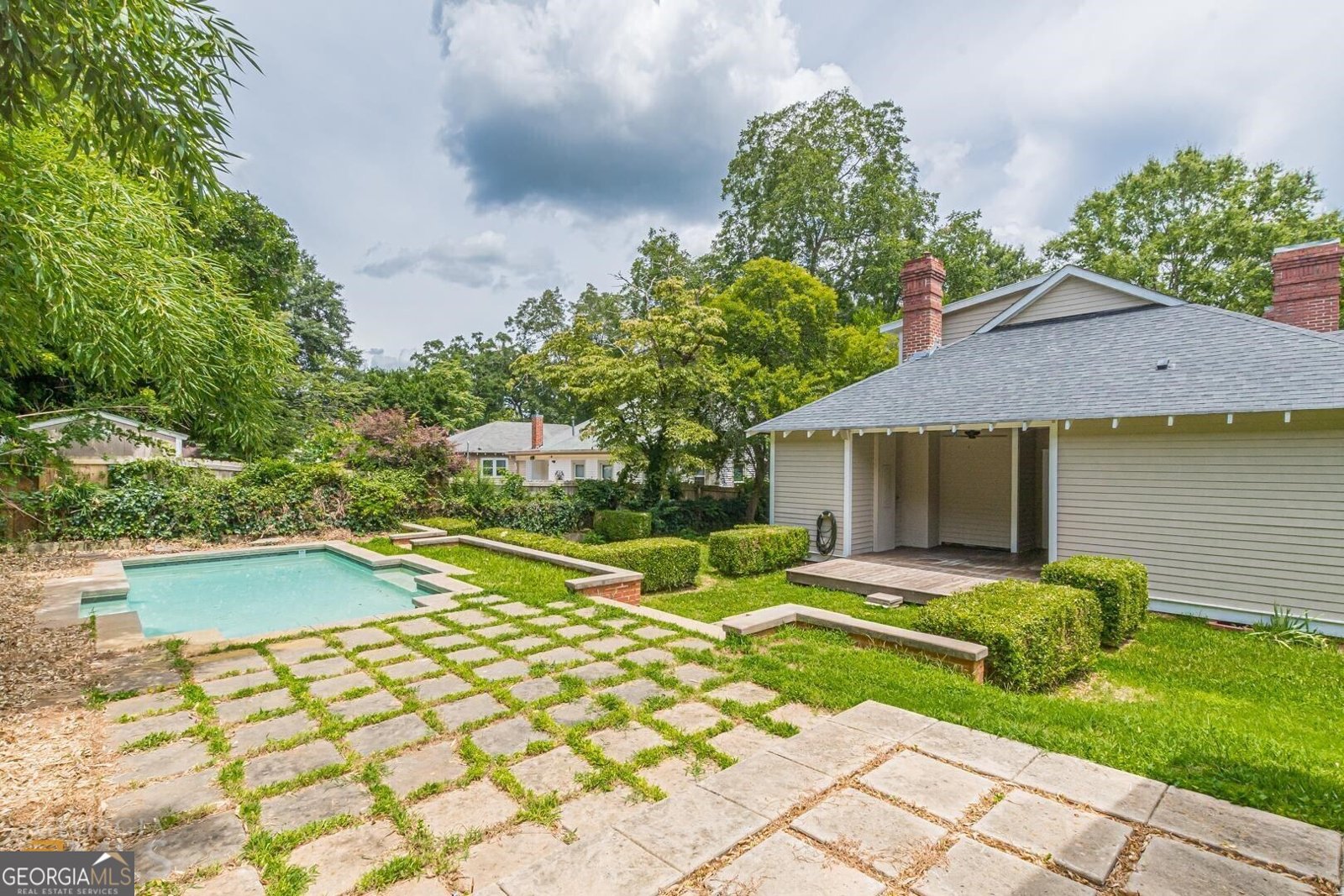 541 6th Street Griffin - 18