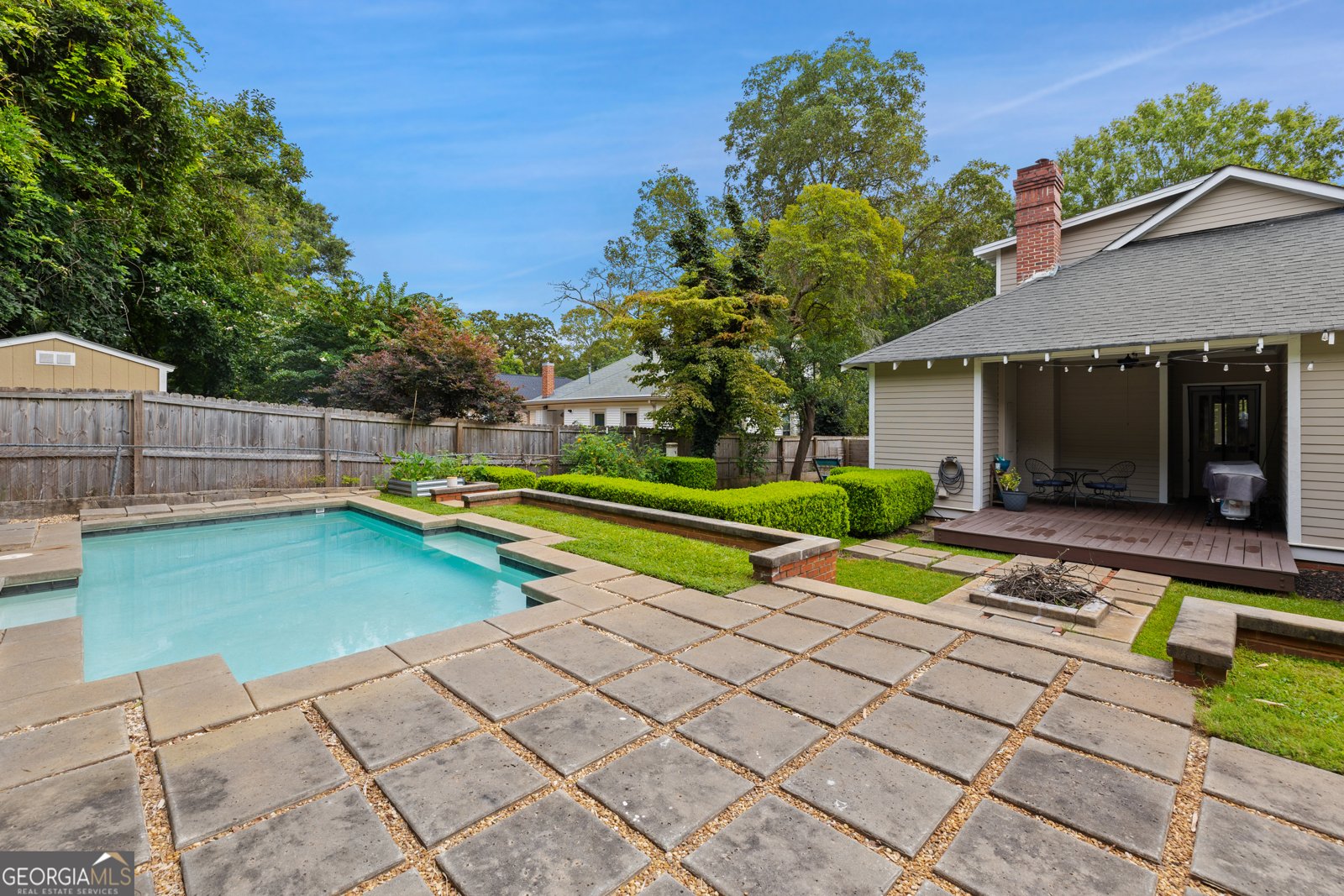 541 6th Street Griffin - 19