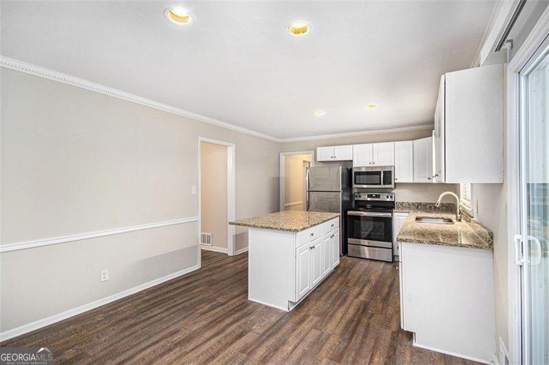 6510 HAZEL Street Lithia Springs - 3