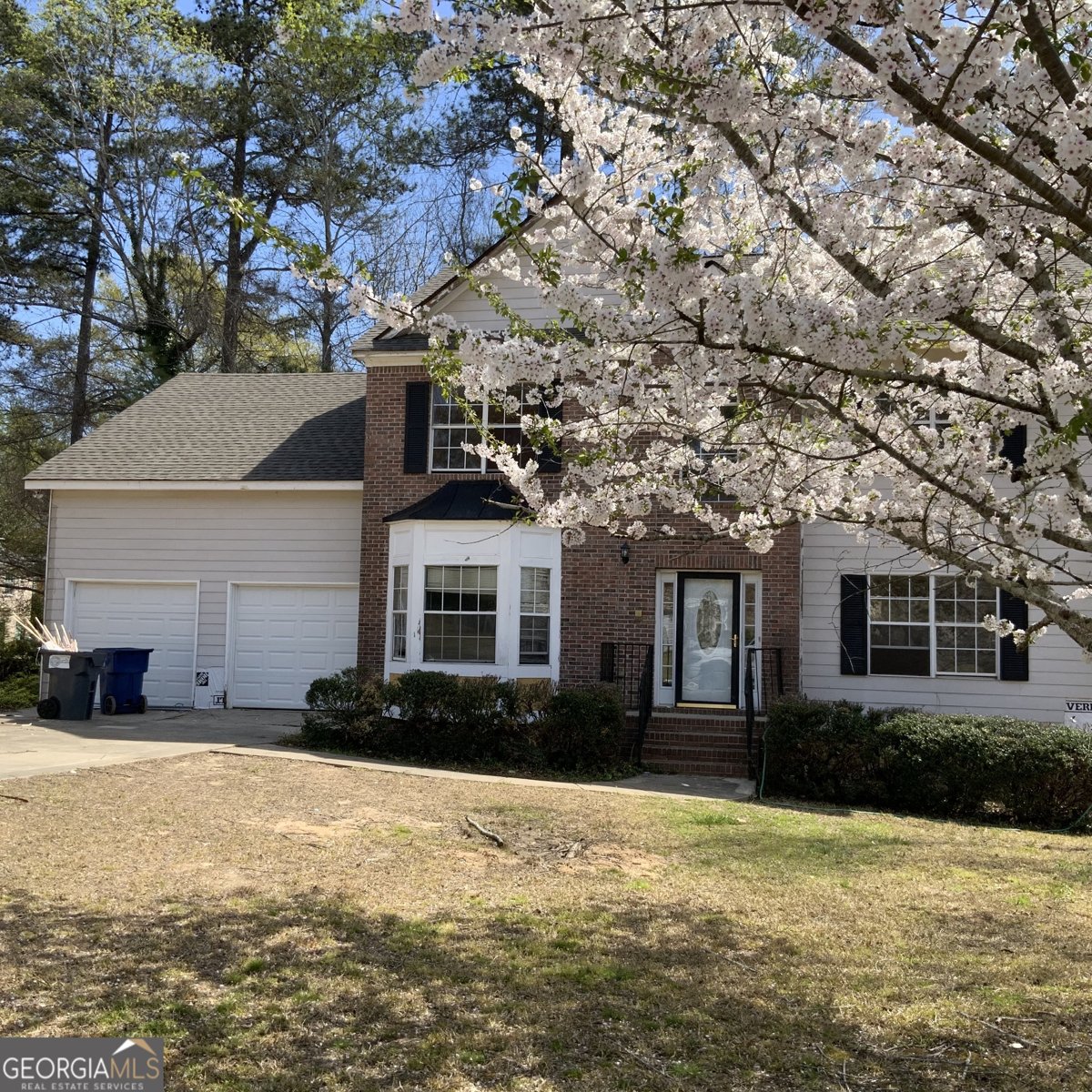 645 Legend Court Atlanta - 1
