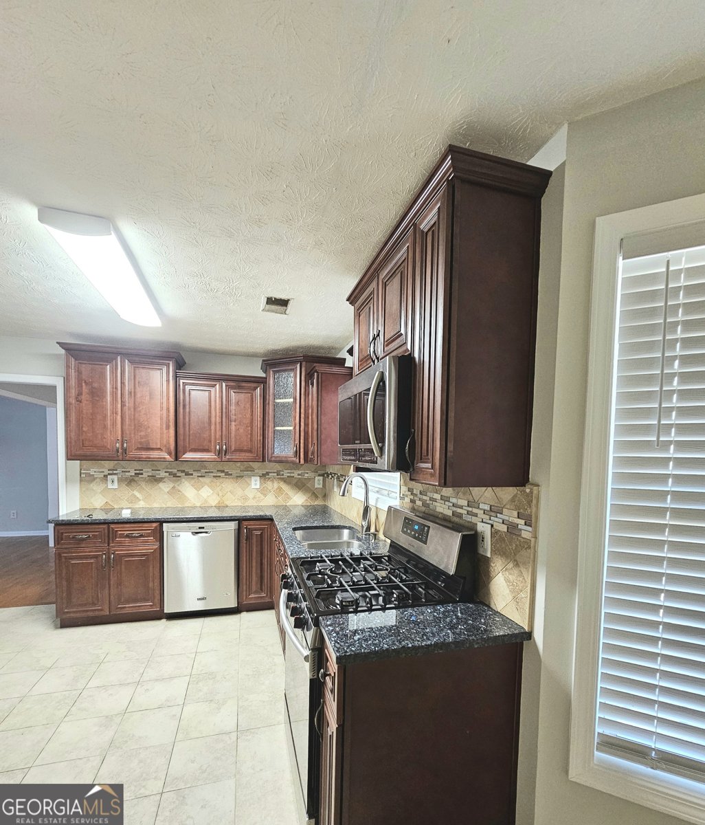 1822 Hayden Mill Court Lawrenceville - 8
