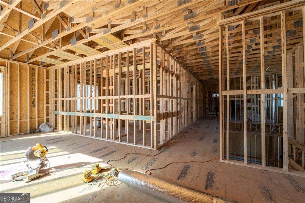2650 ROSWELL Road Marietta - 35