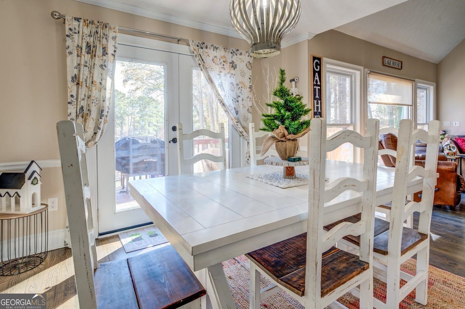 667 Cardinal Drive Monticello - 31