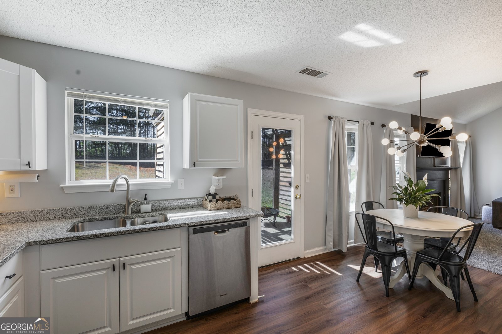 4419 White Road Douglasville - 9
