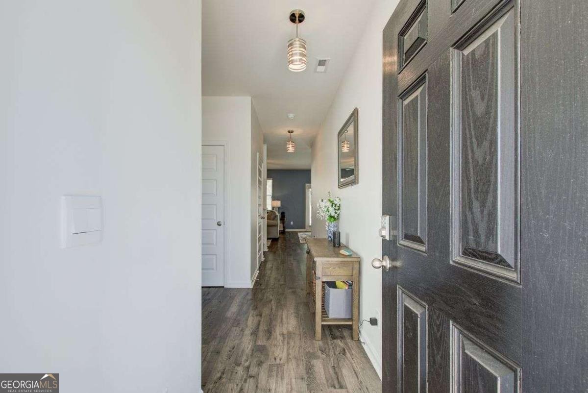 221 SULLIVAN Street Hampton - 11