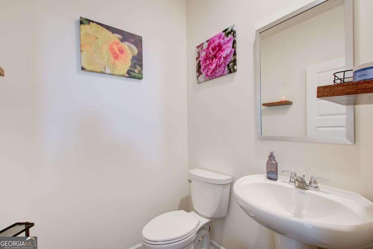 221 SULLIVAN Street Hampton - 14