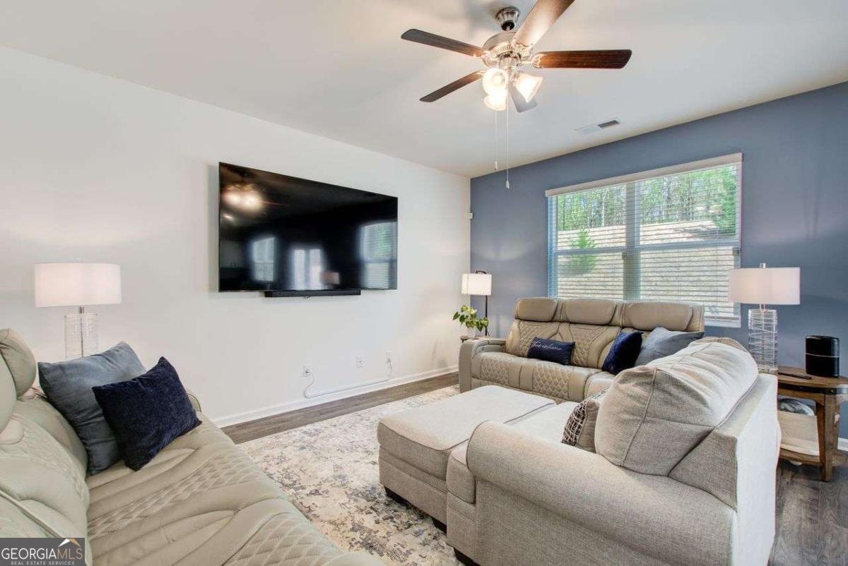 221 SULLIVAN Street Hampton - 15