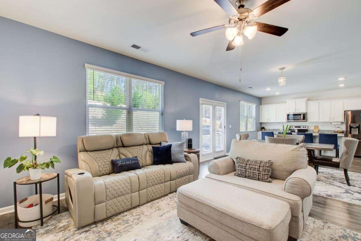 221 SULLIVAN Street Hampton - 17
