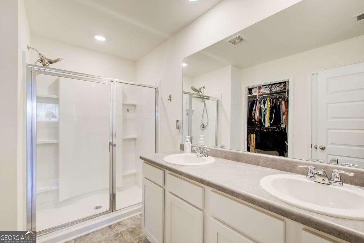 221 SULLIVAN Street Hampton - 31