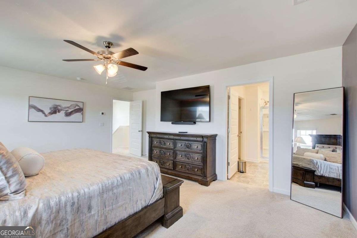 221 SULLIVAN Street Hampton - 32