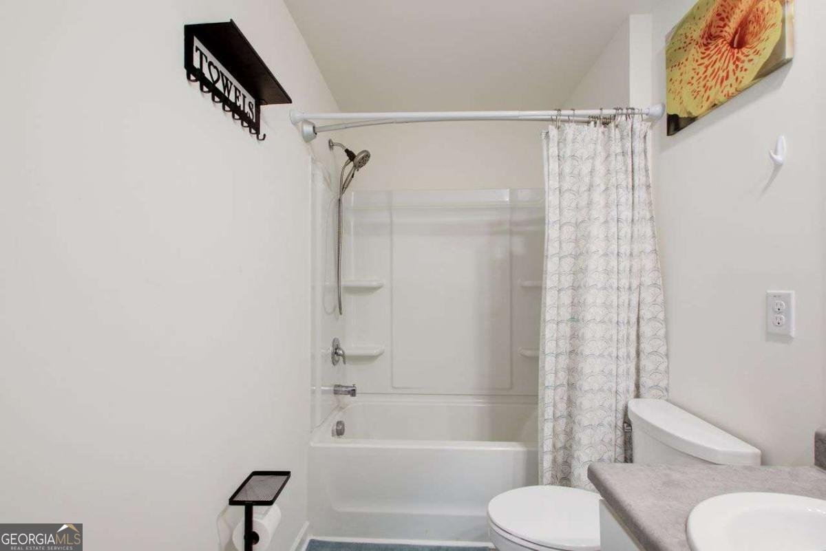 221 SULLIVAN Street Hampton - 39