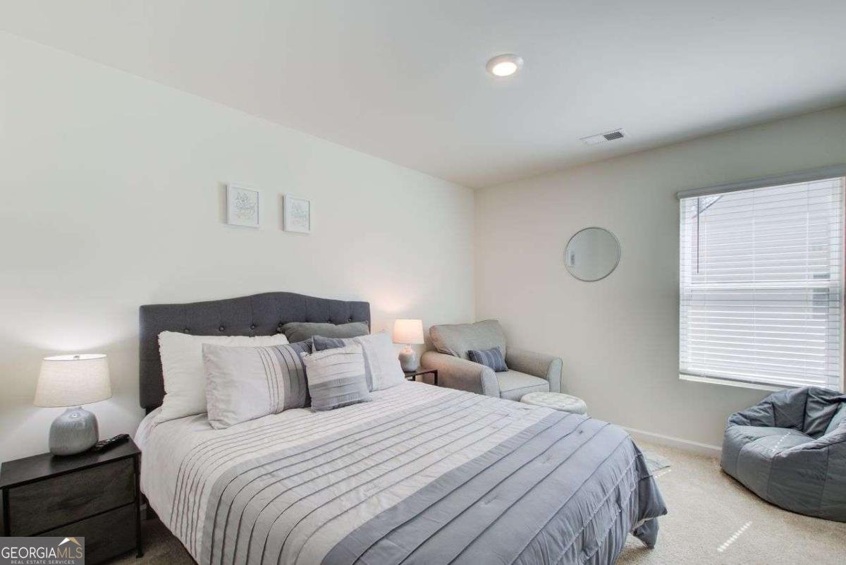 221 SULLIVAN Street Hampton - 41