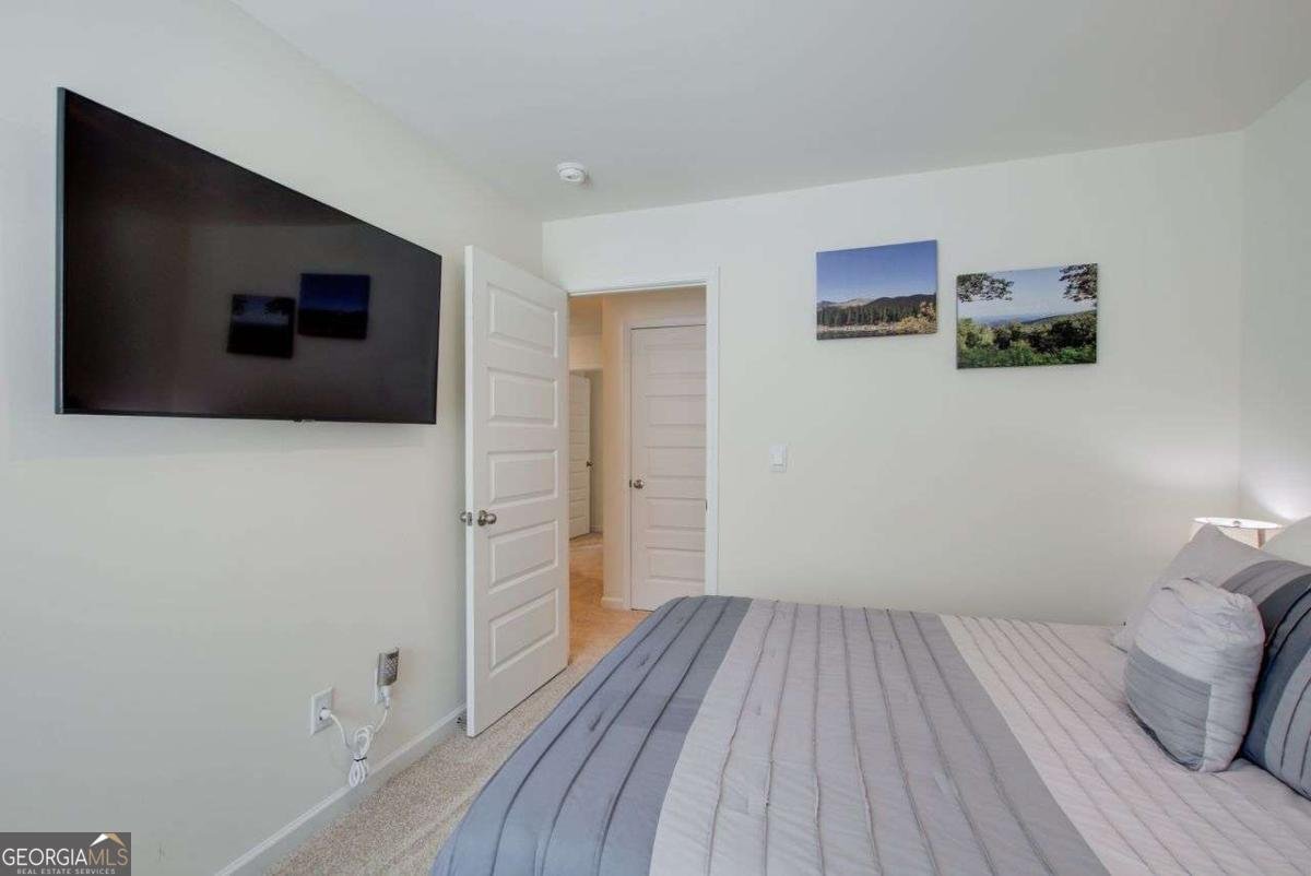 221 SULLIVAN Street Hampton - 42