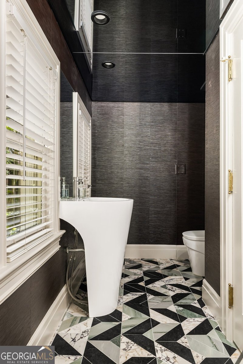 31 Lafayette Drive Atlanta - 26