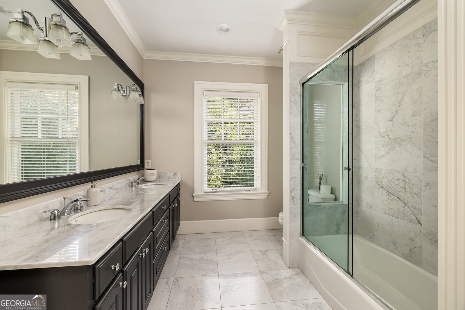 31 Lafayette Drive Atlanta - 40