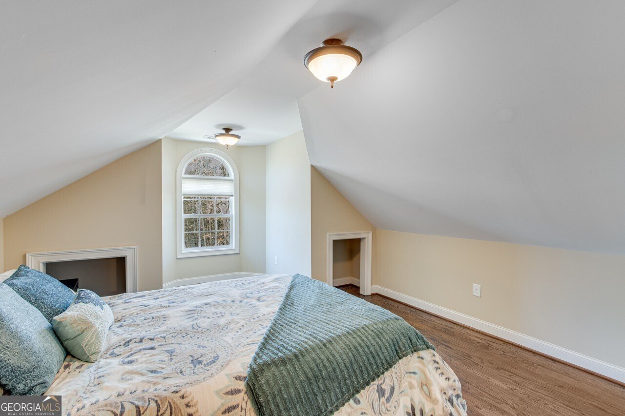 2152 Silver Circle Gainesville - 33