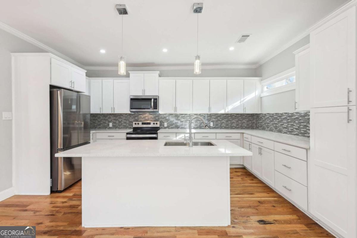 793 Joseph E Boone Boulevard Atlanta - 13