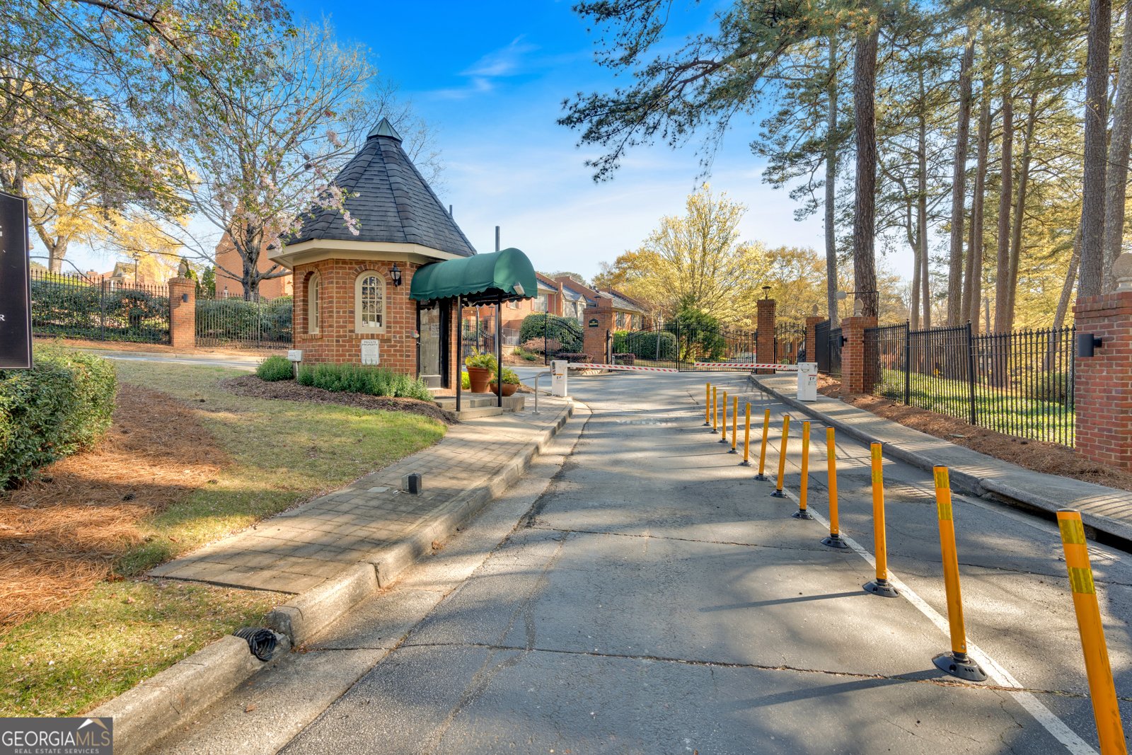 25109 Plantation Drive Atlanta - 39