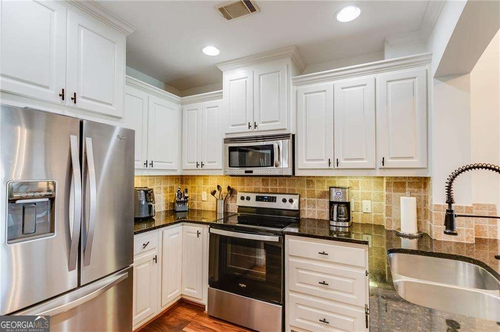 2277 Peachtree Road Atlanta - 15