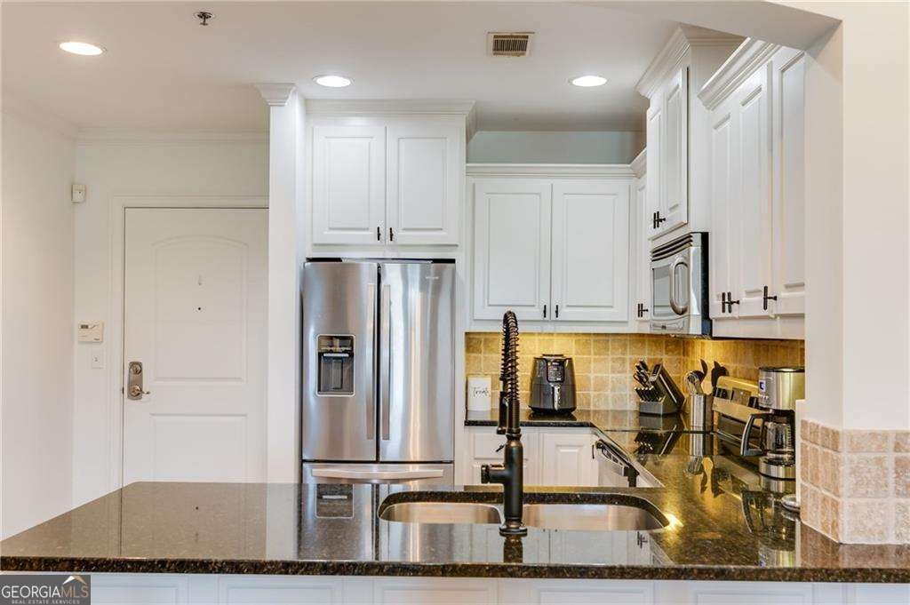 2277 Peachtree Road Atlanta - 16