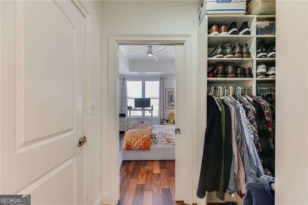 2277 Peachtree Road Atlanta - 25