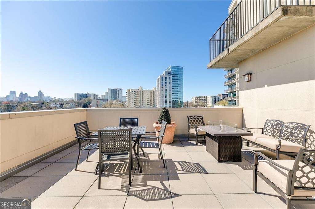 2277 Peachtree Road Atlanta - 29