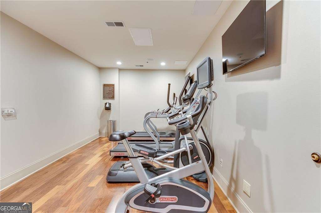 2277 Peachtree Road Atlanta - 34