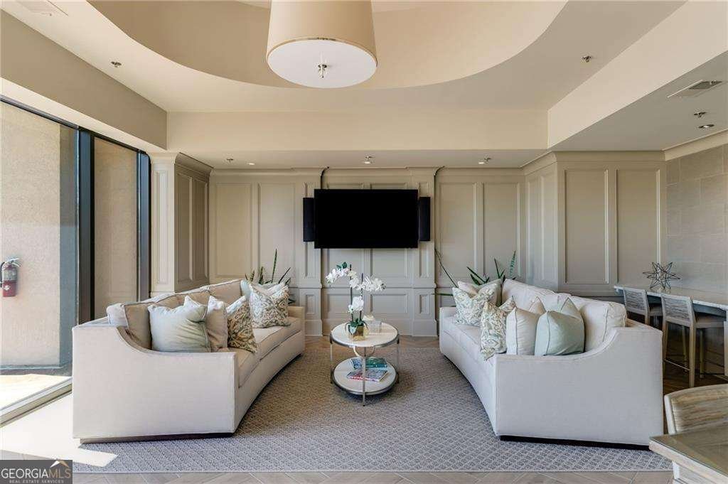 2277 Peachtree Road Atlanta - 39