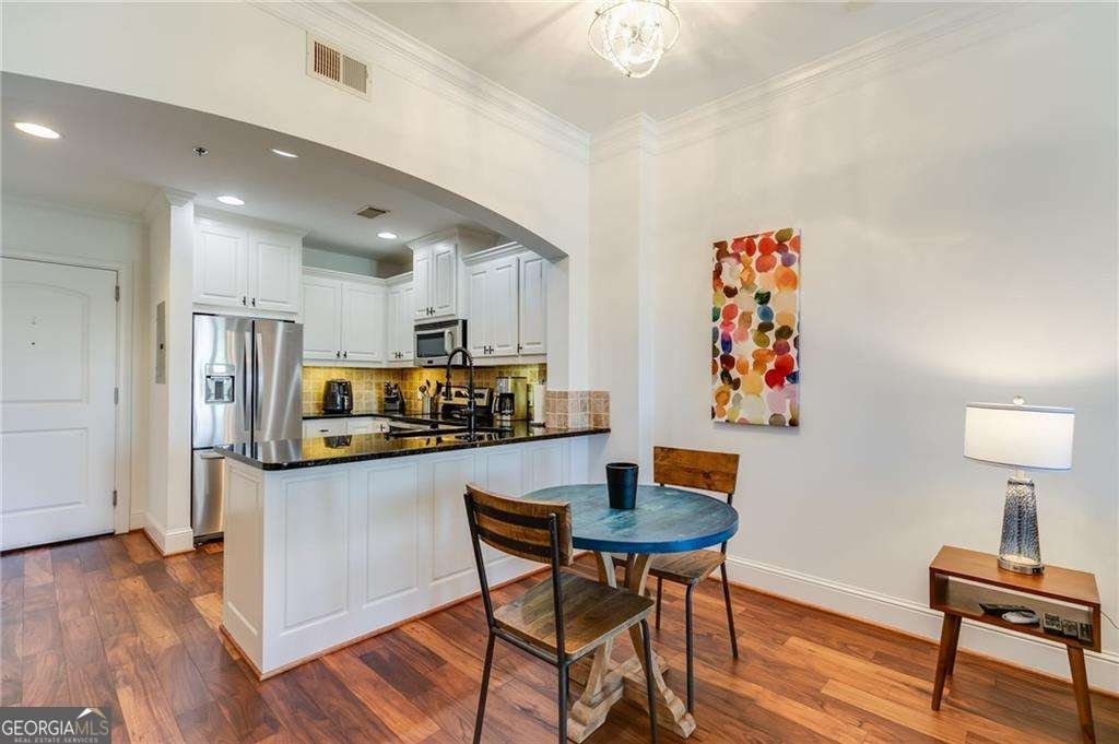 2277 Peachtree Road Atlanta - 7