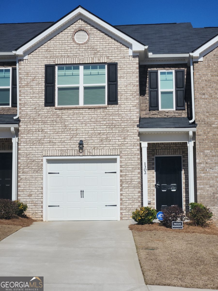 1302 Speckle Park Way Stockbridge - 1