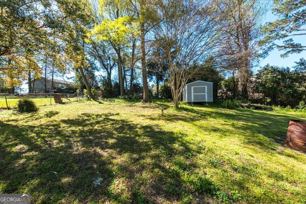 1593 Westminister Drive Macon - 46