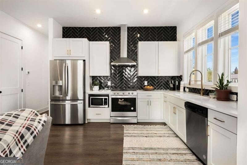 120 Beardon Circle Atlanta - 1