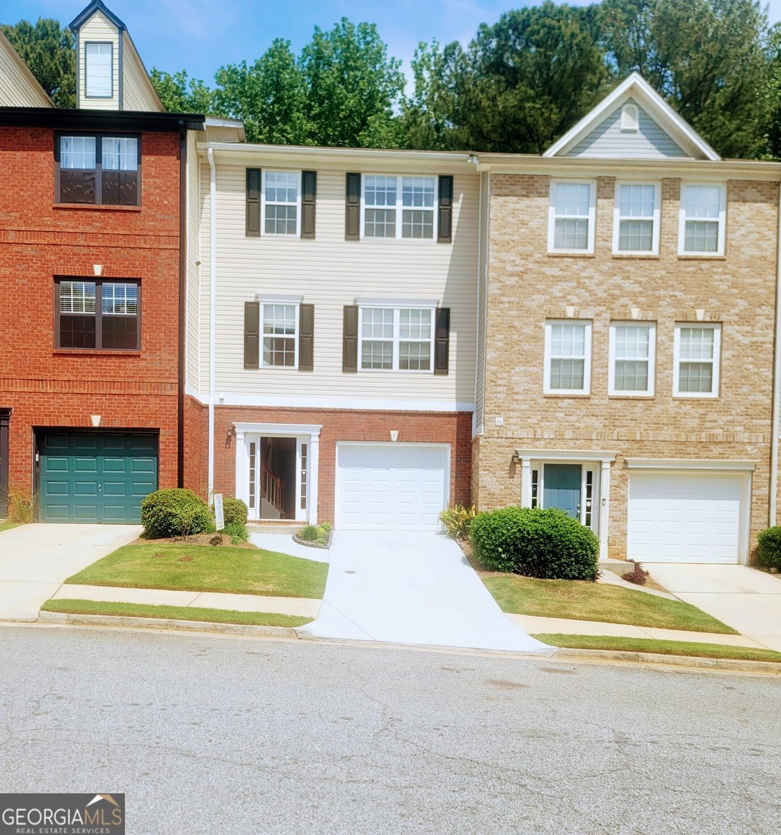 523 Lantern Wood Drive Scottdale - 1