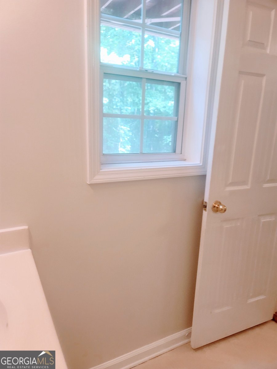 523 Lantern Wood Drive Scottdale - 10