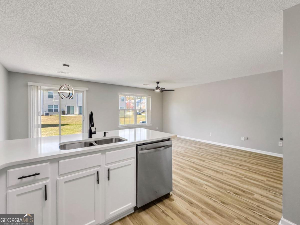 7229 Georges Way Morrow - 10