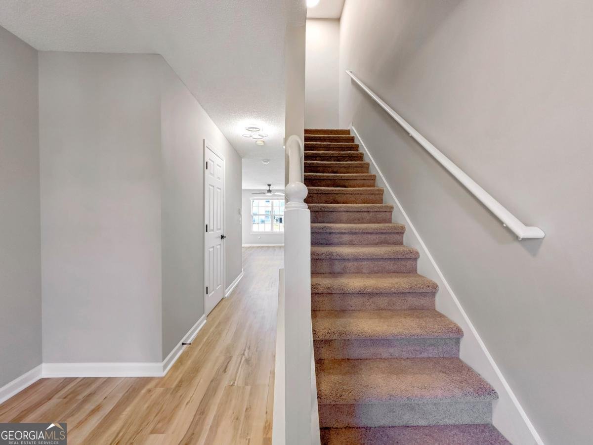 7229 Georges Way Morrow - 16