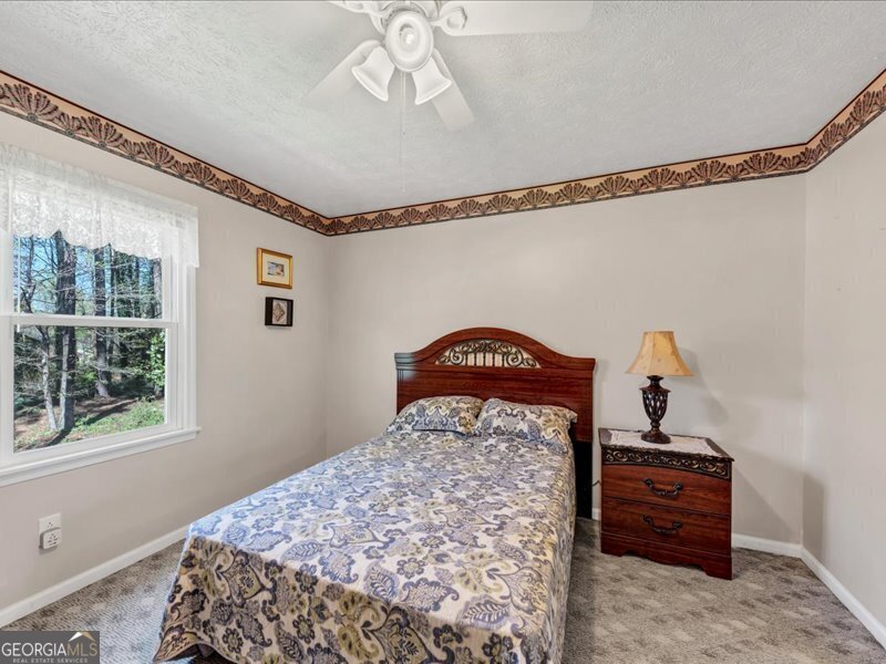 5221 La Paloma Drive Lilburn - 25