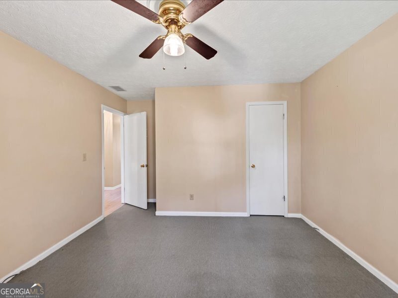 5221 La Paloma Drive Lilburn - 28