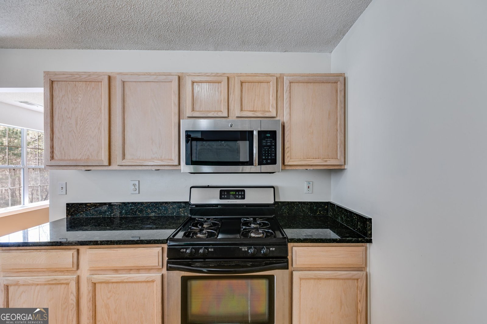 4542 White Road Douglasville - 11