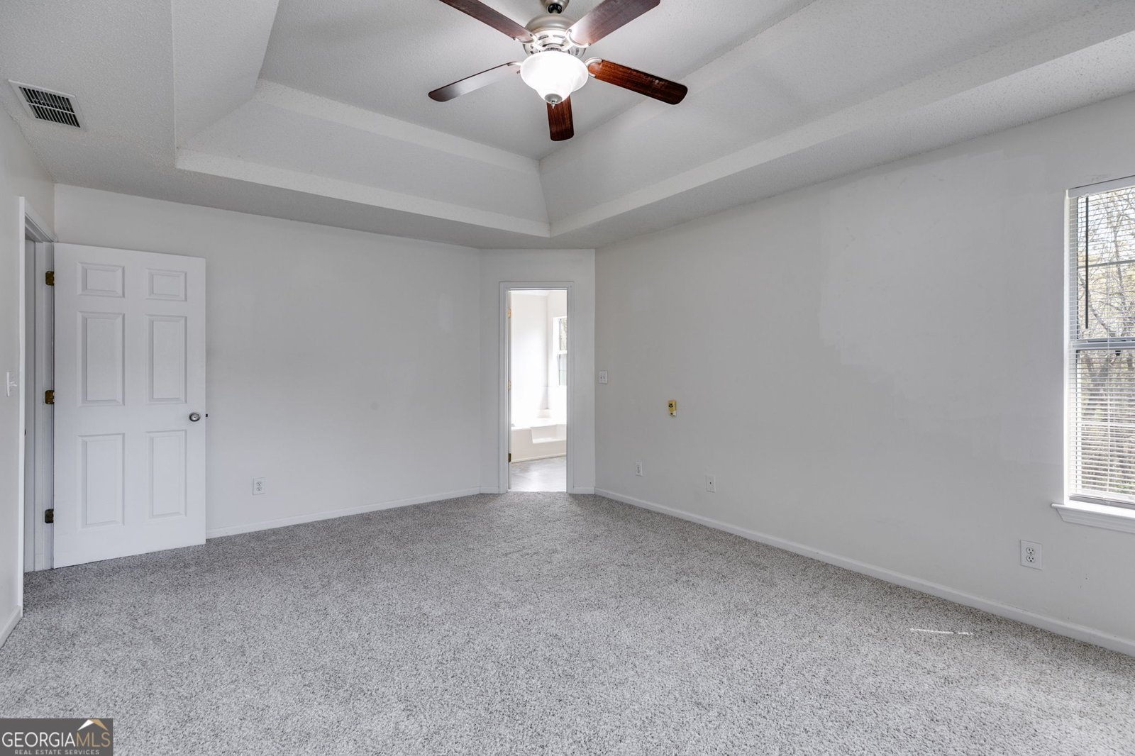4542 White Road Douglasville - 24